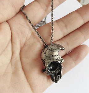 Men's Clothing and Accessories HANDMADE SHATTERED SKULL NECKLACE-UlGadget