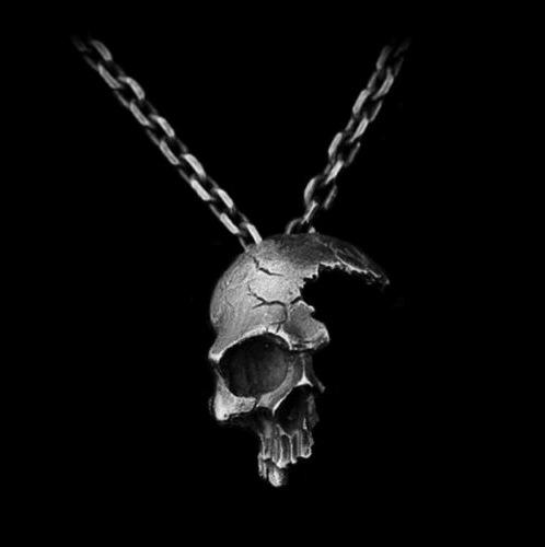 Men's Clothing and Accessories HANDMADE SHATTERED SKULL NECKLACE-UlGadget