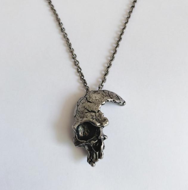 Men's Clothing and Accessories HANDMADE SHATTERED SKULL NECKLACE-UlGadget