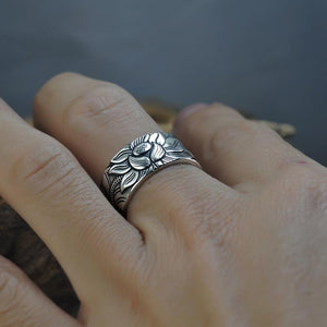 Men's Clothing and Accessories Lotus Ring with Heart Sutra-UlGadget