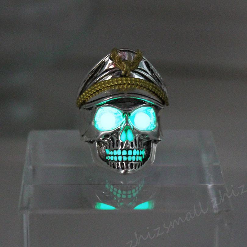 Jewelry and Accessories Glowing Skull Ring-UlGadget